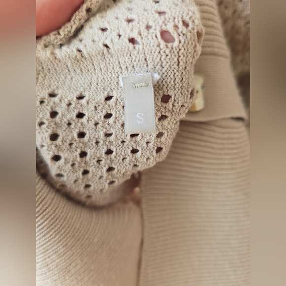 STEFANEL Italy Cream Beige Cardigan Sweater Knit Buttons Seamless Size S - Picture 5 of 5